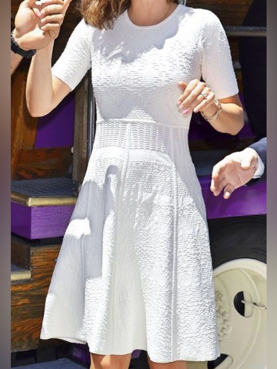 A.L.C. Dresses & Skirts - A.L.C. WHITE KNIT STRETCHY SCOOP NECK MIDI DRESS SIZE XS